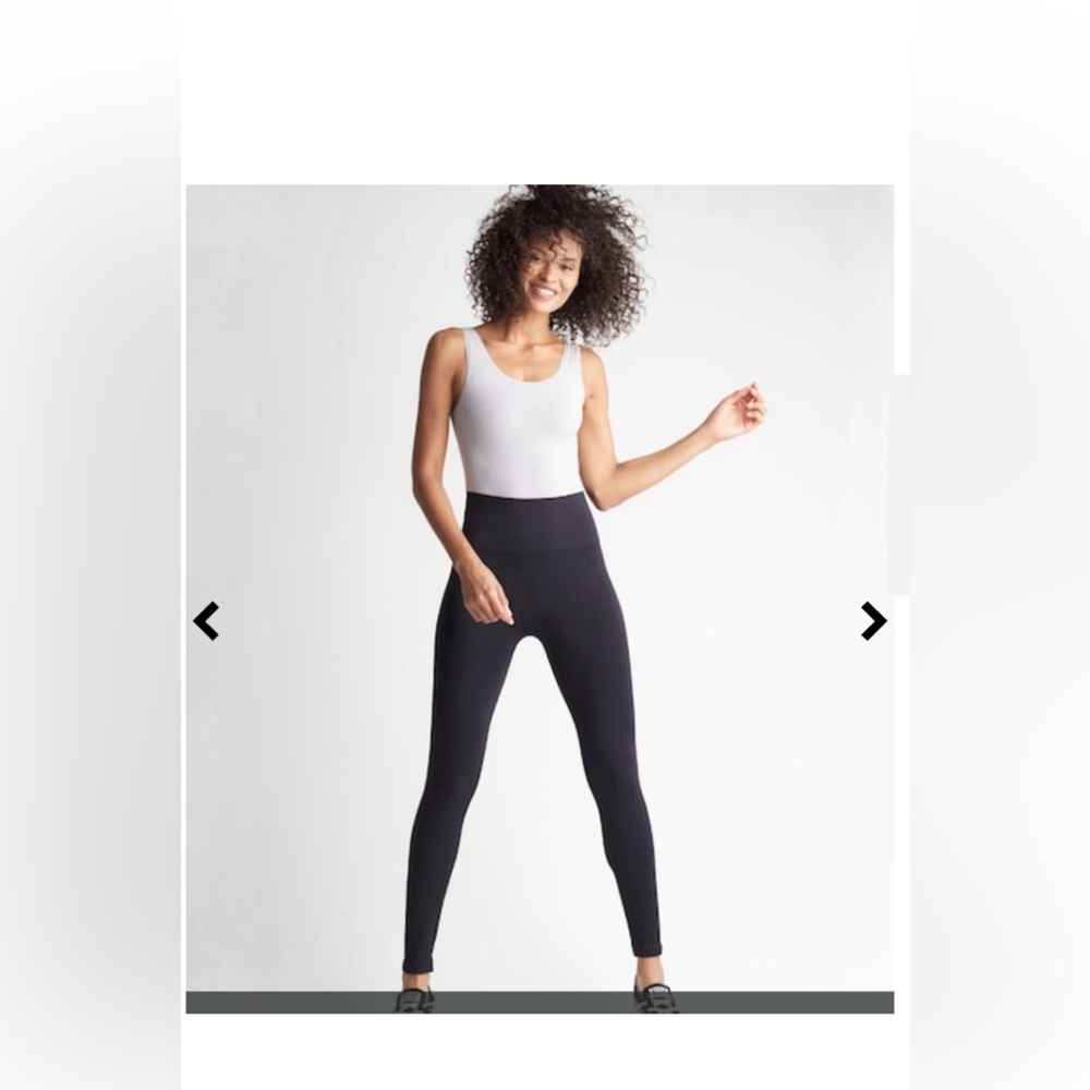 NWOT Soma Women's High-Rise Black Leggings - Sleek Everyday Legging M